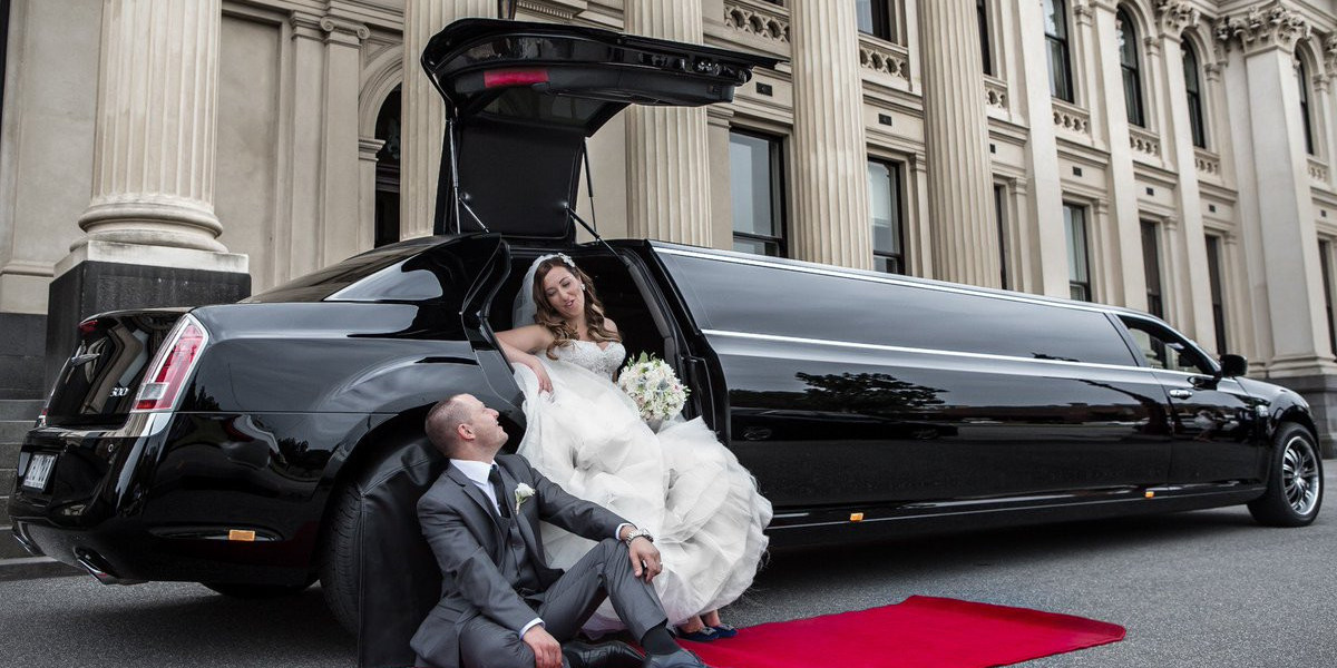 The Timeless Elegance of a Wedding Limo: Making Your Special Day Unforgettable